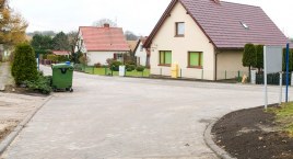 Zakończyło się układanie kostki na kolejnym fragmencie ul. Kwiatowej w Bytowie
