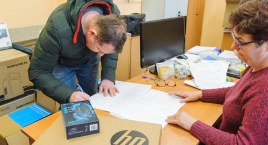 Do rodzin były pracowników PGR trafia sprzęt komputerowy