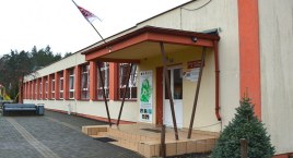 Budowa nowego skrzydła szkoły w Jasieniu. Inwestycja została okrojona