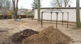 Ogródki działkowe znów obudziły się do życia. Trwa również zagospodarowanie terenu wokół Domu Działkowca przy ul. Miłej w Bytowie