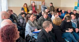 „Gmina będzie miała finanse, a wioska smród i brud” - mówiła jedna mieszkanek Osławy Dąbrowy