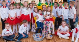 „Dbajmy o nie nawet bardziej, niż o własne dzieci” - mówi Renata Steranka. Po 41 latach pracy w przedszkolu przeszła na emeryturę