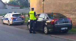 20-latek za znieważanie policjantów trafił do aresztu. Zatrzymano 5 praw jazdy. Bilans minionego weekendu