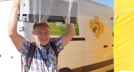 Bytowiak Kazimierz Pyra wygrał konkurs wiedzy pszczelarskiej w Łowiczu
