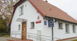 Zadzwonił na policję, że ktoś go dusi. To był zły sen, a winny był alkohol