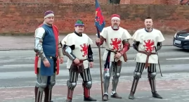 Jesteśmy otwarci na nowych ludzi, pasjonatów rycerskiej kultury - mówią bytowscy rycerze