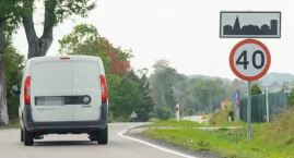 W Parchowie policjanci zatrzymali kierowcy prawo jazdy i wlepili mandat w wysokości 4 tys. zł, a to nie koniec kar