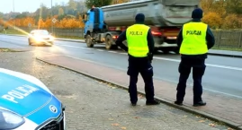 Na widok policjantów zawrócił pojazd i odjechał. Kary nie uniknął