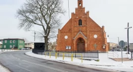 Droga wojewódzka 209 ma przebiegać mniej niż metr od zabytkowej świątyni w Borzytuchomiu