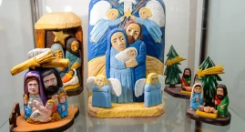 Śmierć, diabeł, bocian, a do tego szopki. Nowa wystawa w Muzeum Zachodniokaszubskim w Bytowie