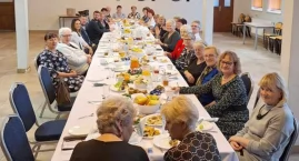 50 seniorów spotkało się w Studzienicach. To uczestnicy programu SenioRita