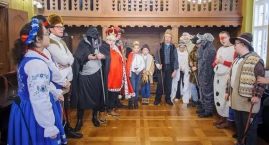 Uczniowie Specjalnego Ośrodka Szkolno-Wychowawczego w Bytowie kolędowali w Urzędzie Miejskim
