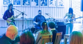 The Black Hole. Grupa z Phoenix w Arizonie zagrała w „Jasiu Kowalskim”