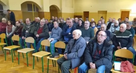 Czemu pszczoły grykę omijają? Spotkanie bytowskich pszczelarzy