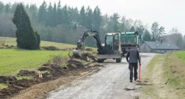 Rozpoczął się remont drogi do Brzozowa. Później drogowcy przeniosą się do Lipnicy