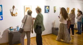 To już ich 12 wystawa w bytowskim muzeum. Tym razem pokazali anioły