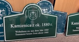 Na 15 bytowskich budynkach pojawią się dwie nowe tablice. Jedna informuje, że to zabytek