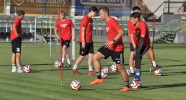 Czarno-biało-czerwoni wrócili do pracy