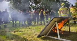 Fotowoltaika też może się zapalić. Strażacy będą na to gotowi
