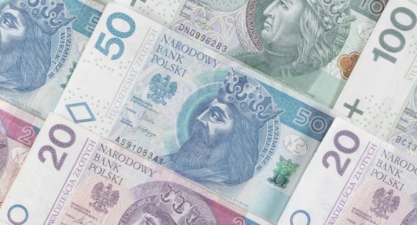 Kredyt gotówkowy na 10 tys - gdzie znaleźć najkorzystniejszą ofertę? 
