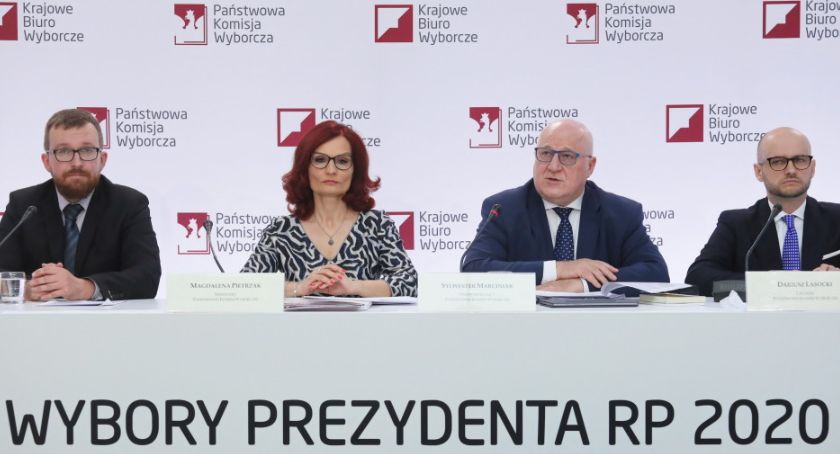 PKW: na godz.12 frekwencja 24,73 proc.