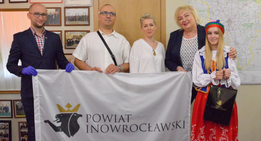 Promocja powiatu w dalekiej Afryce
