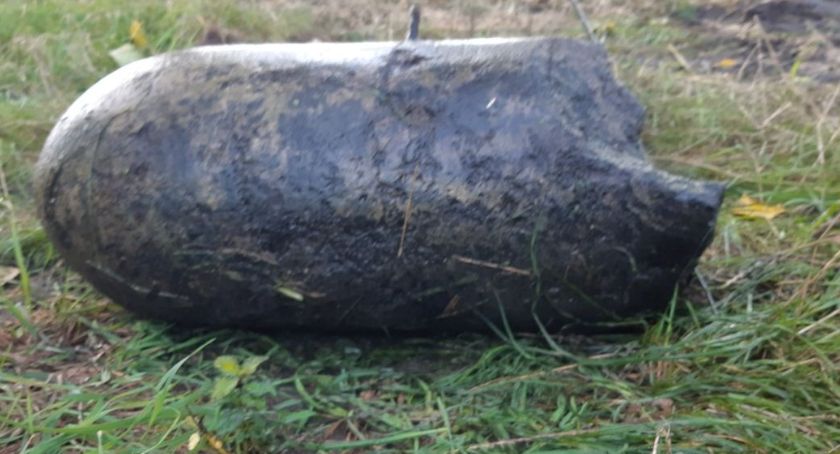 Bomba lotnicza leżała w kanale melioracyjnym
