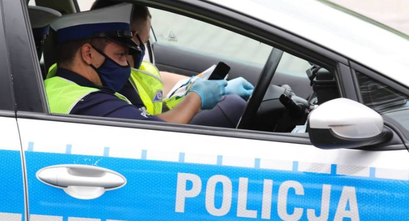 KGP: od soboty osoba bez maseczki będzie musiała okazać policjantowi zaświadczenie lekarskie