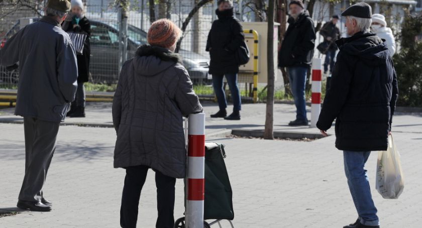 POHiD apeluje o przesunięcie godzin dla seniorów i niewprowadzanie ich w soboty