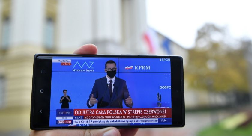 Premier: cała Polska od soboty strefą czerwoną