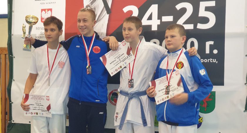 Przywieźli medale z Mistrzostw Polski Karate WKF