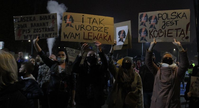 Kolejny protest przeszedł ulicami Inowrocławia