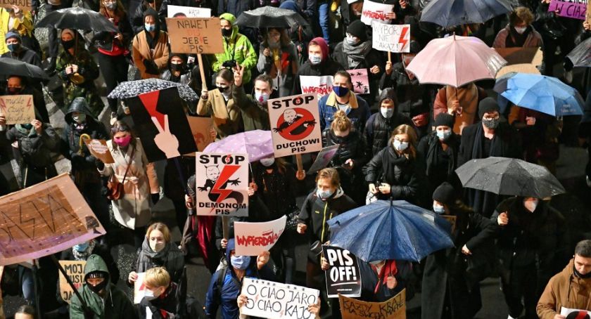 MEN: będą konsekwencje wobec nauczycieli, którzy namawiali uczniów do udziału w protestach