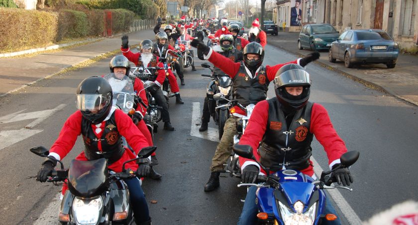 MotoMikołaje na ulicach Inowrocławia