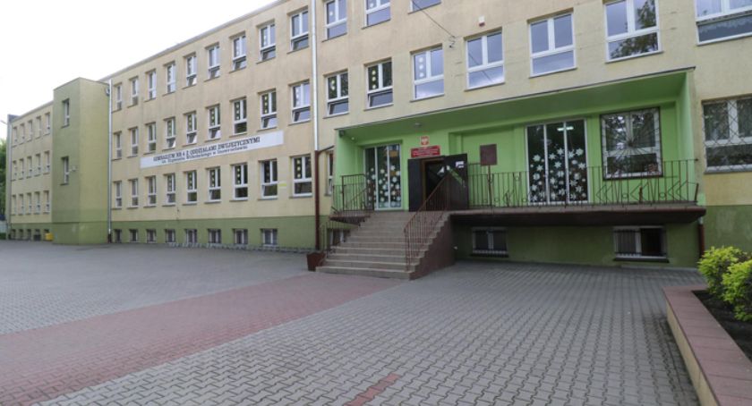 Podstawówki szykują się na powrót najmłodszych uczniów