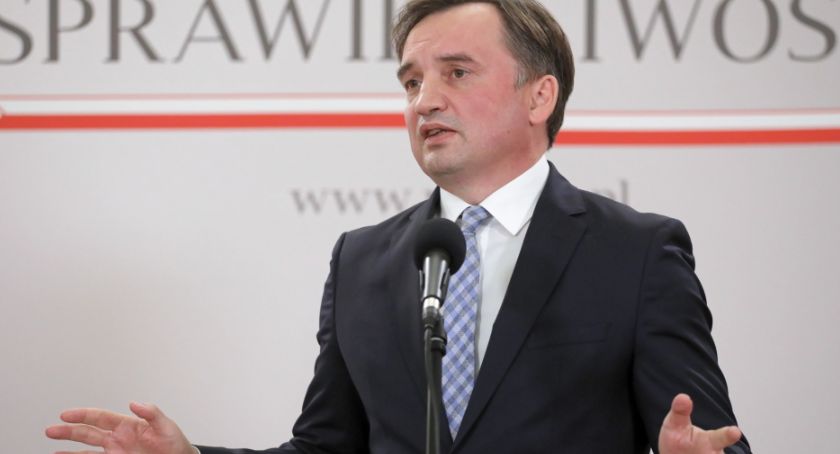MS przedstawiło projekt ws. ochrony wolności słowa w internecie