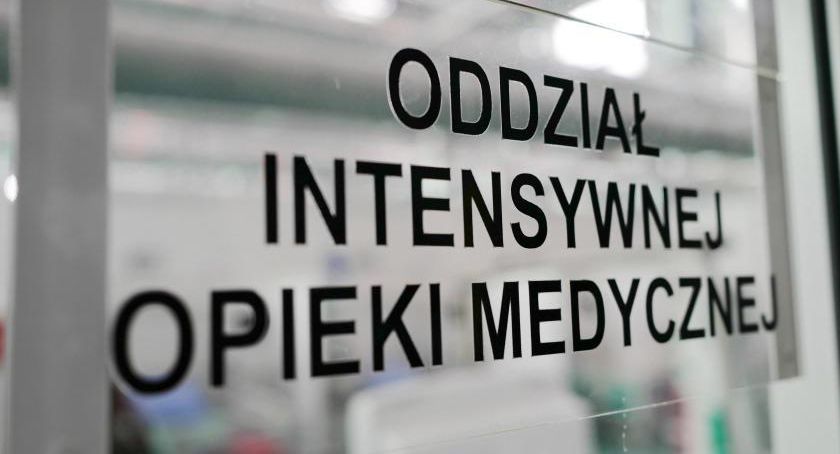 Resort zdrowia: 10 896 nowych zakażeń koronawirusem, 28 chorych zmarło