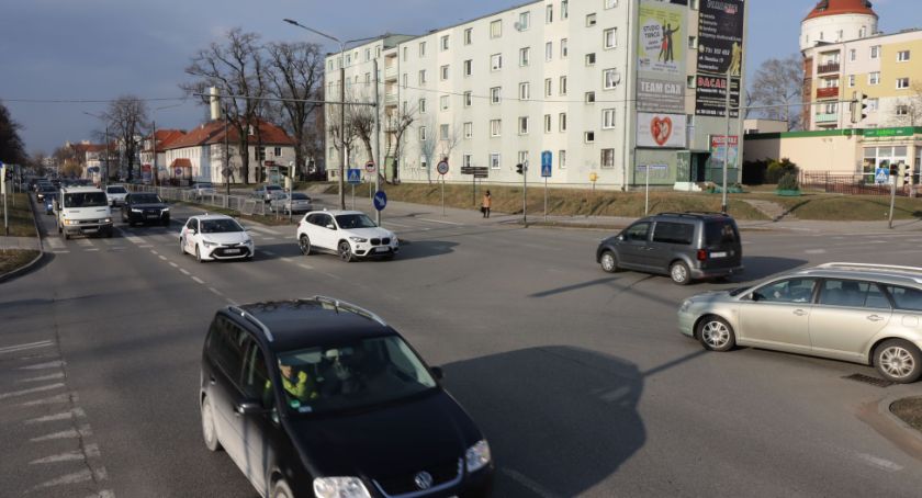 Trwają prace przy przebudowie sygnalizacji świetlnej