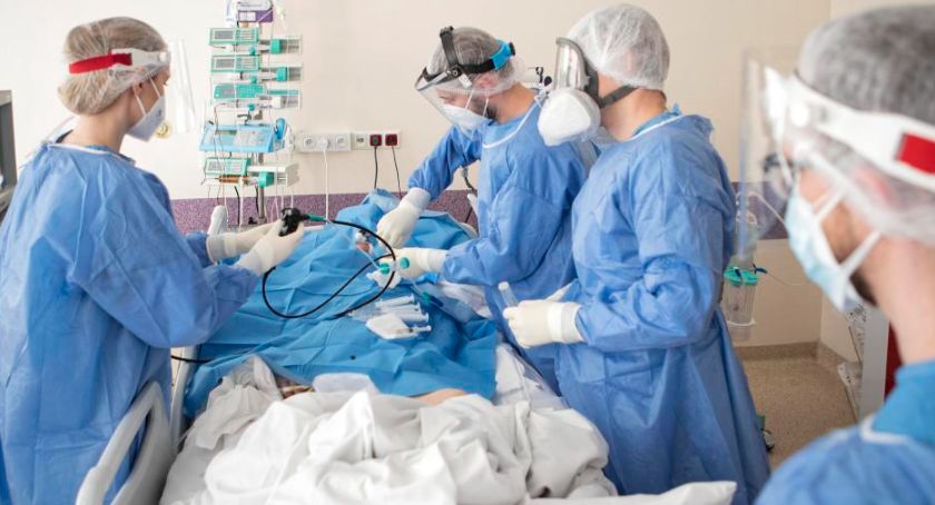 MZ: 21 tys. 849 przypadków zakażenia koronawirusem, zmarło 140 osób