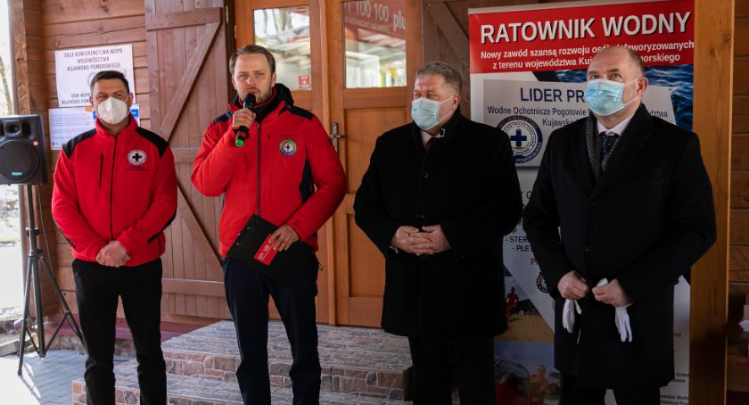 Uroczyście przekazali sprzęt szkoleniowy