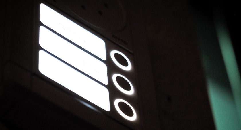 Jak działa wideodomofon i dlaczego warto się na niego zdecydować?