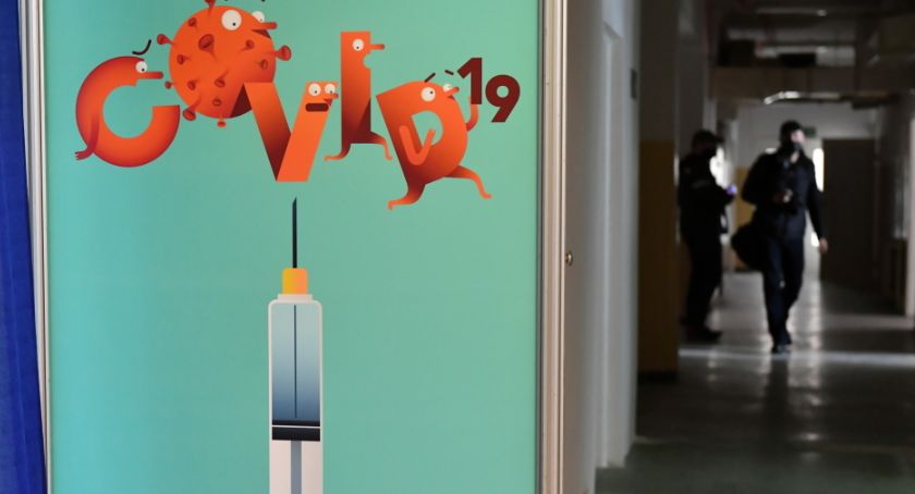 Resort zdrowia: 1 734 nowe zakażenia koronawirusem, zmarło 245 osób