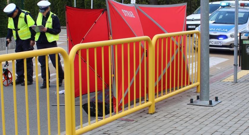 Kobieta zginęła potrącona na pasach