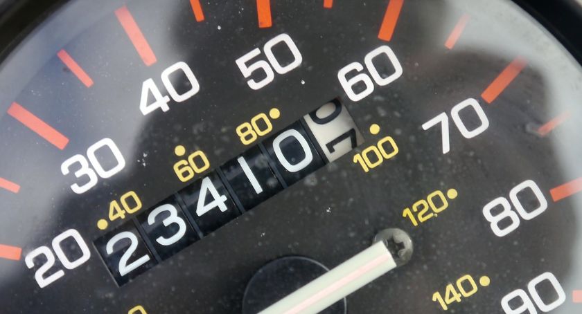 Kierująca bmw bez prawa jazdy