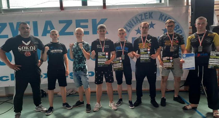 Medale zawodników kickboxingu