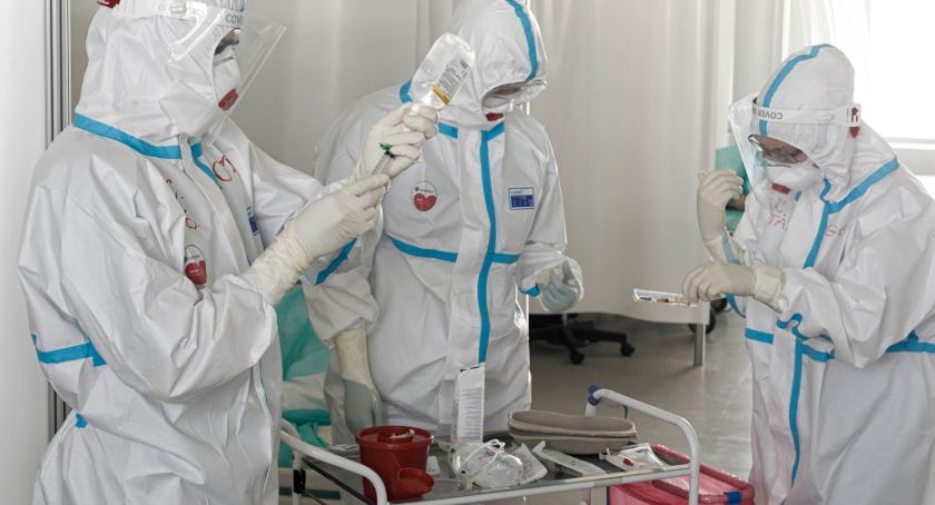 MZ: 133 nowe zakażenia koronawirusem, zmarło 36 osób z COVID-19