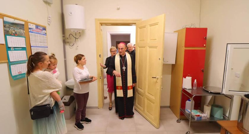 Prymas Polski poświęcił jadłodajnie