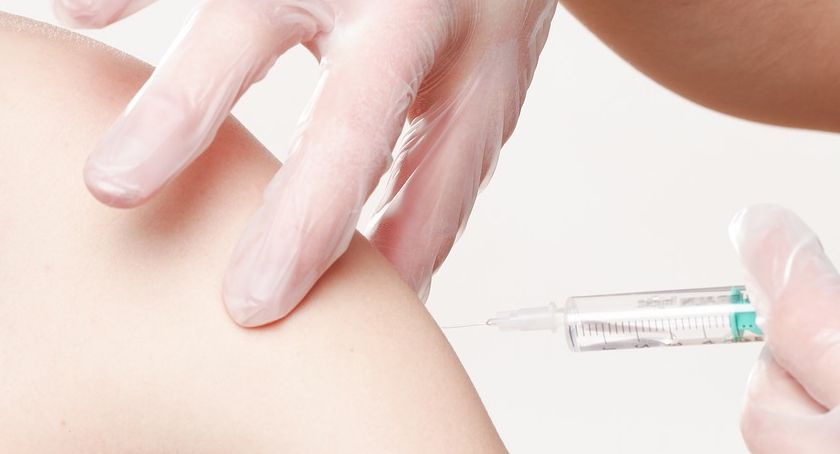 Osoby 65+ będą mogły zaszczepić się przeciwko pneumokokom