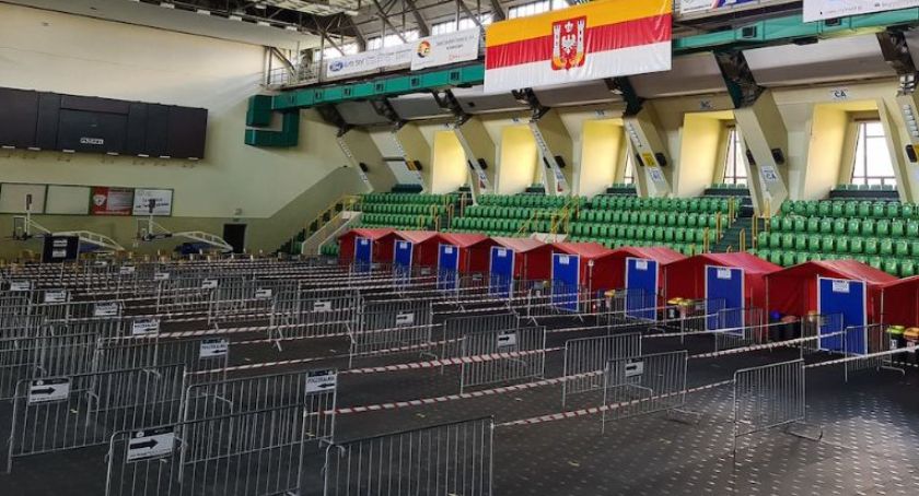 Zmiana godzin otwarcia punktu szczepień w hali