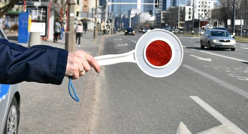 W piątek policjanci przeprowadzą ogólnopolskie działania kontrolno-prewencyjne pn. Prędkość